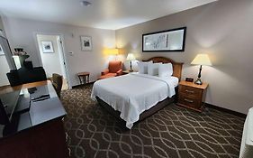 Ramada Bayside Inn & Suites Eureka